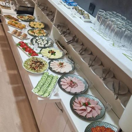 Garni Hotel Zen Free Parking Nis Bagian luar foto