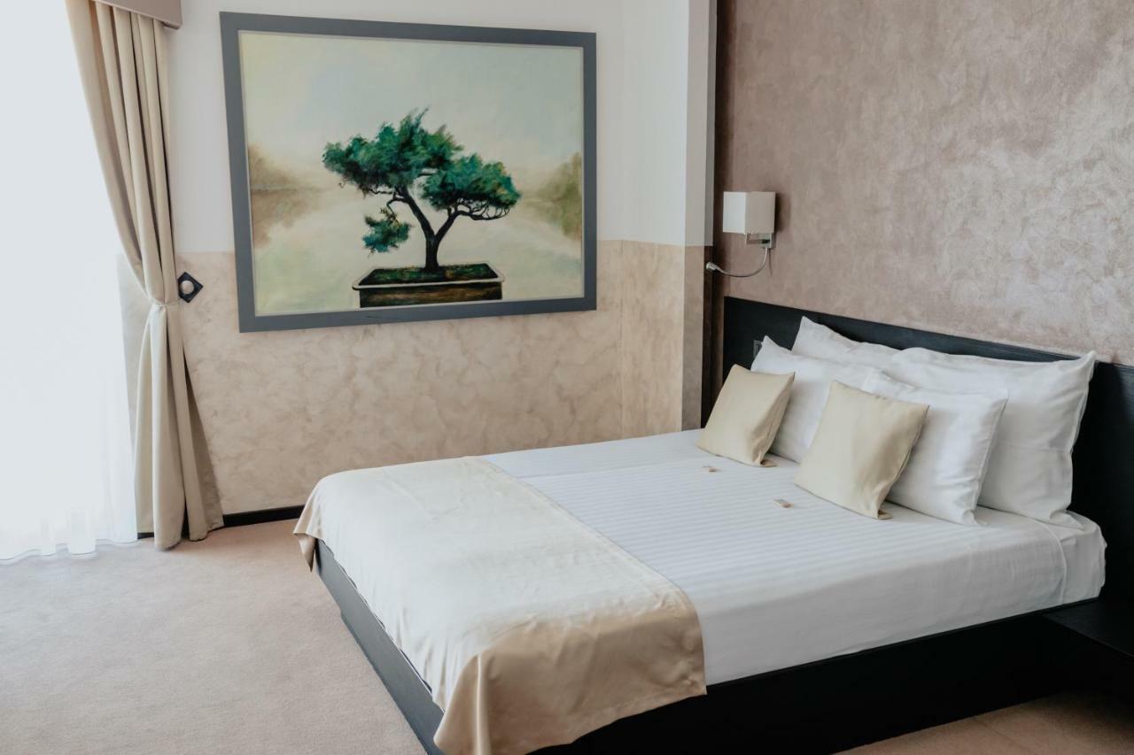 Garni Hotel Zen Free Parking Nis Bagian luar foto